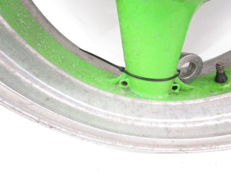 輪 94 Kawasaki Ninja ZX7R L Green Rear Wheel Rim 17x5.50 41073-1547